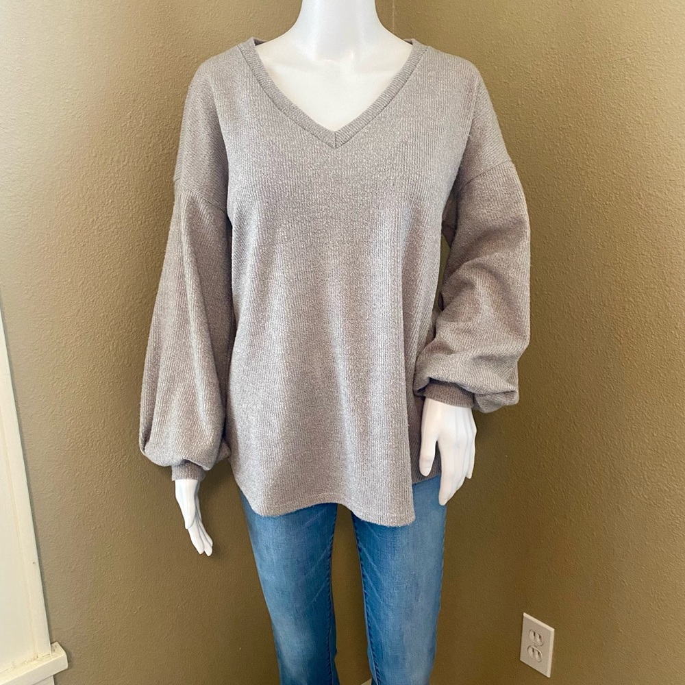 BiBi Clothing Sweater